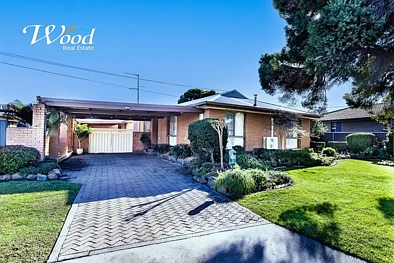 Lavington 4房  Ready to Enjoy - Opportunity to Enhance