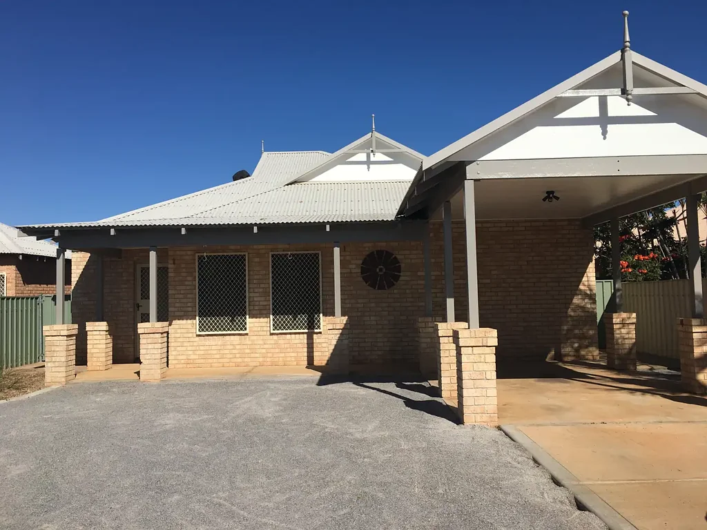 Modern 2x1 Brick Unit