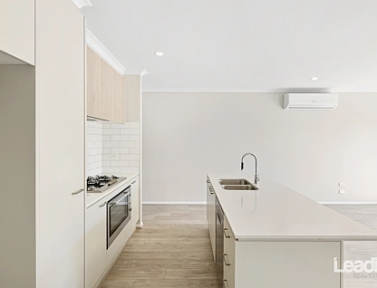 43 Bouquet Circuit, Diggers Rest, North West Melbourne, 3 રૂમ, 2 બાથરૂમ, House