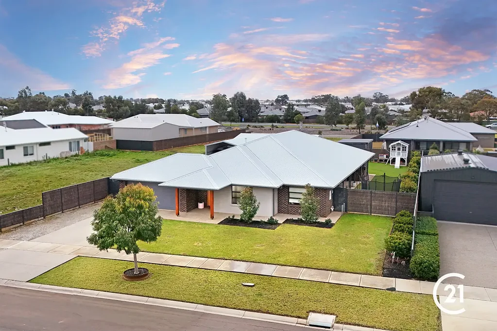 Moama 4房  Comfort, Space & Lifestyle in One