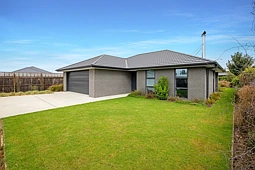 27 Newbrook Terrace, Darfield