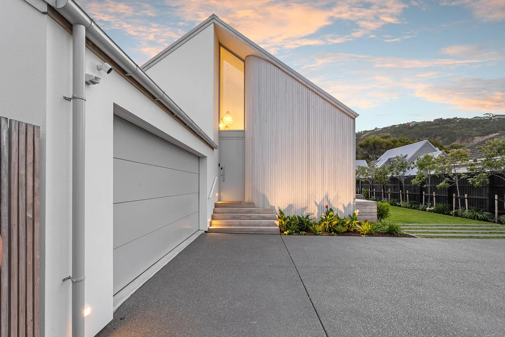 Sumner 4房  Stunning Coastal Architecture and Family Comfort