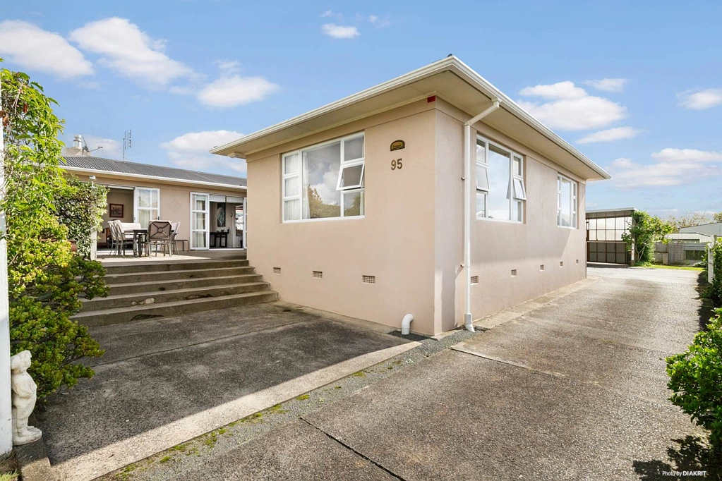 Pukekohe 3ਬੈੱਡਰੂਮ IDEAL OPPORTUNITY!
