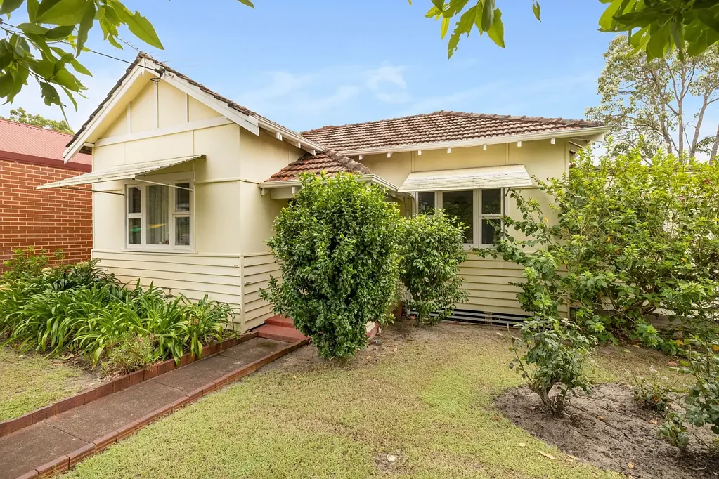 10 Elizabeth Street, Bayswater, WA 6053