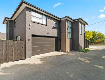 127 Gardner Avenue, New Lynn, Waitakere City, Auckland, 5房, 4浴, 整租独立别墅
