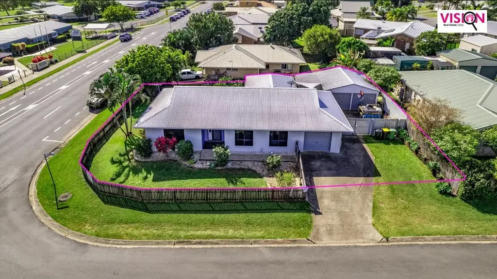 1 Pandanus Street, Beaconsfield, QLD 4740
