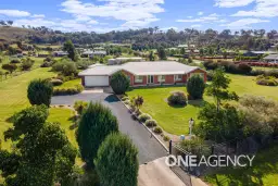 29 INDIGO DRIVE, Springvale