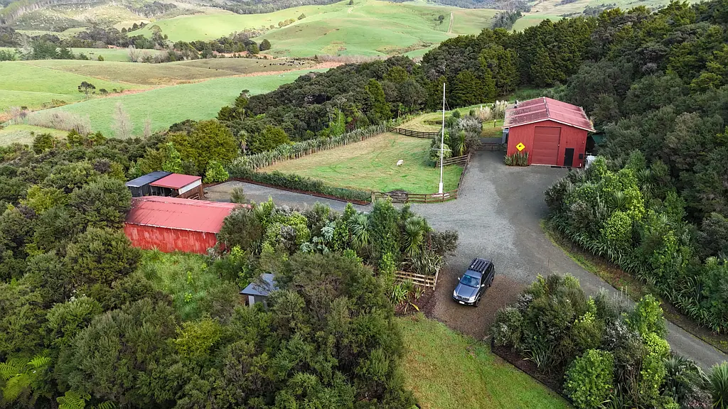 Mangawhai 1Moenga Peace & Potential minutes from Mangawhai