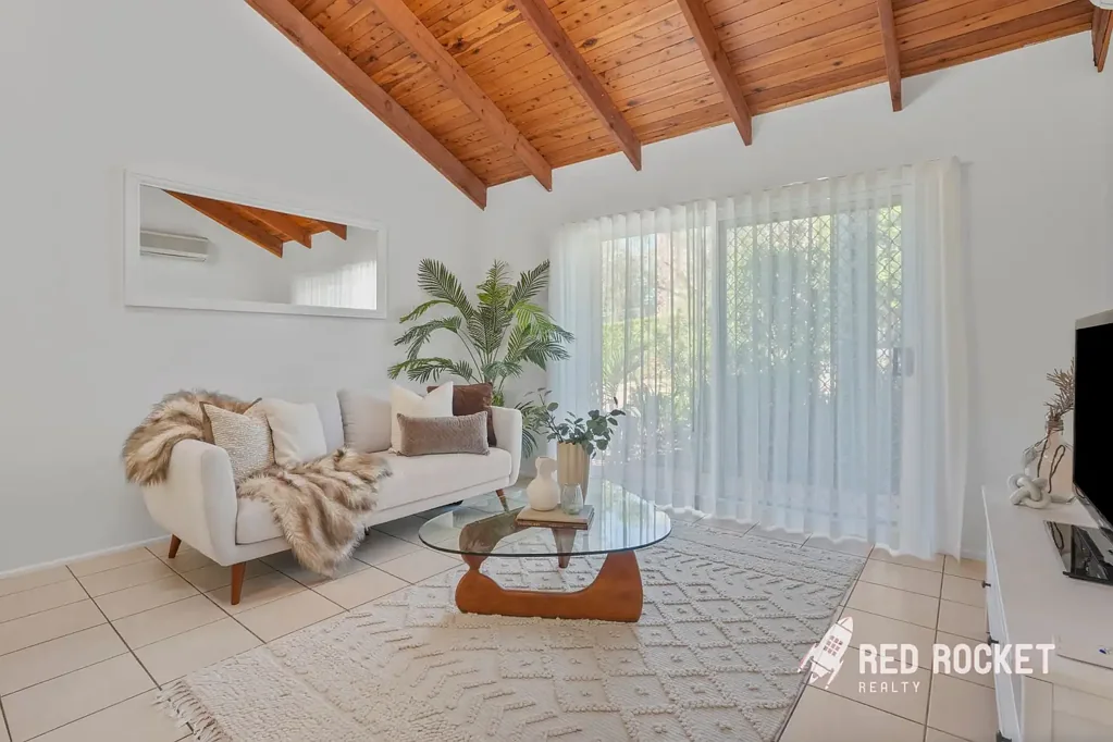 Rochedale South 3ਬੈੱਡਰੂਮ A Rare Architectural Duplex Surrounded by Nature on 601sqm