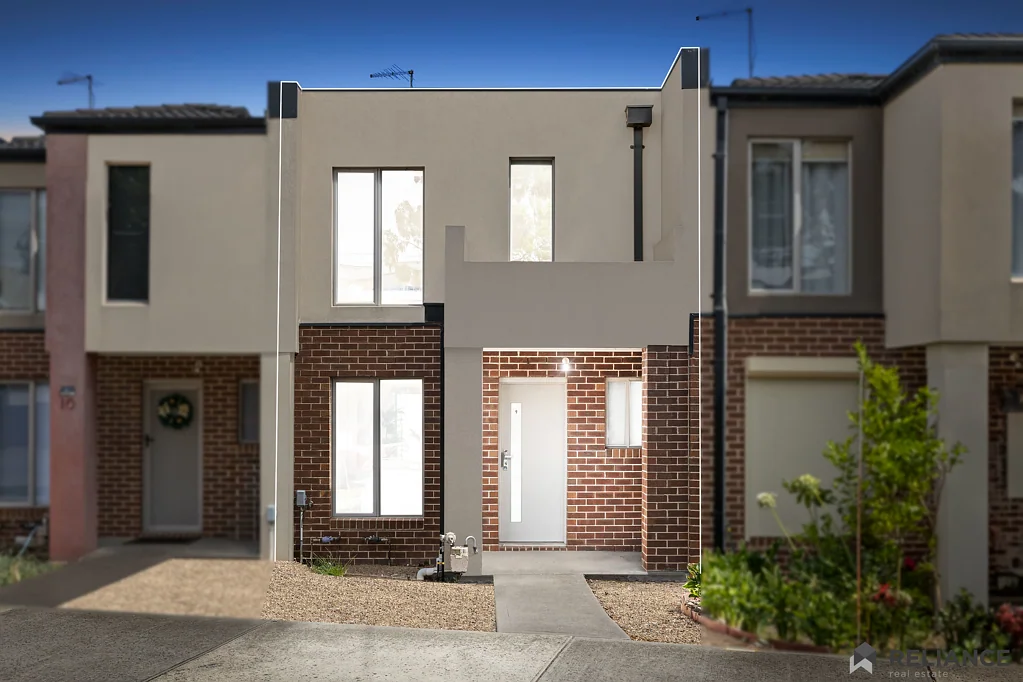 9/335 Grand Boulevard, Craigieburn, VIC 3064