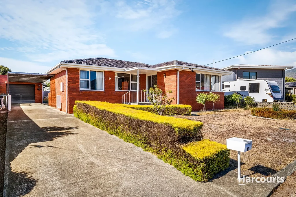 13 Kestrel Street, Claremont, TAS 7011