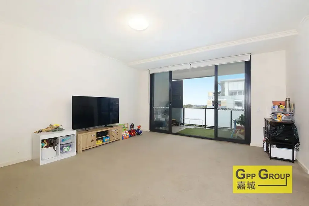 Mount Colah 2房 优越地段500米火车站 2卧带书房 宽敞宜居 modern style 内置衣柜 燃气厨房 空调洗衣烘干 设施齐全 2017新落成 Near New 2-Bedroom Plus Study Modern Apartment