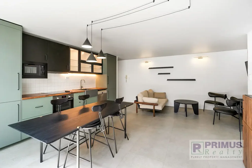 Heritage Warehouse Living in an Iconic Perth Landmark - Furnished