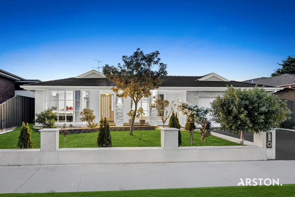 Narre Warren South 3房 优雅现代家居 3卧2浴翻新宅  舒适中央供暖空调
宽敞客厅 精致抹灰外观  绿洲般的户外alfresco
优质542㎡土地 近名校&商圈  现代家庭理想选择 Renovated Retreat in Narre Warren South