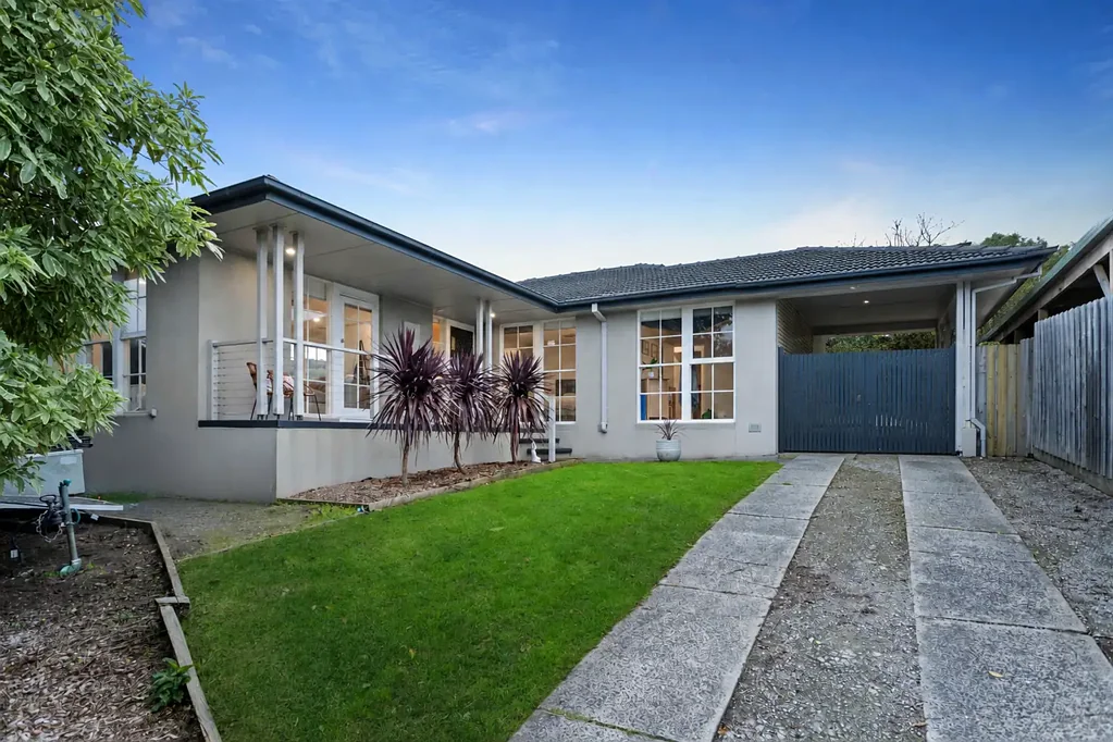 Frankston 3房 要点：日常便利与家庭舒适的完美结合 The Brief: Everyday Convenience Meets Family Comfort