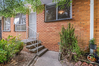 Noble Park 1ਬੈੱਡਰੂਮ Perfect Renovated 1st Home or Great Investment - Approx.6.6% Return