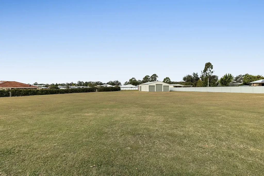 Withcott Lifestyle Location + Level Block & Shed