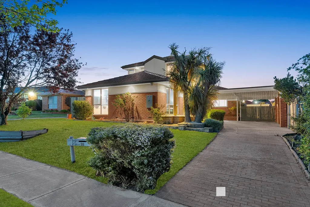 18 Marjoram Close, Hallam, VIC 3803