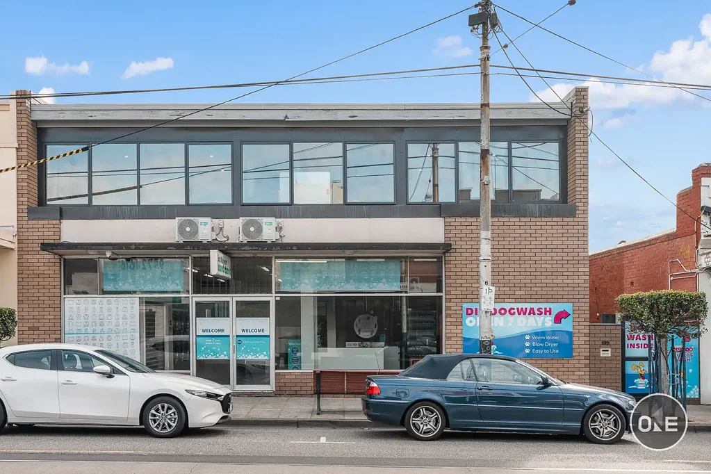Malvern East 6ਬੈੱਡਰੂਮ MALVERN EAST’S PREMIER MIXED-USE INVESTMENT OPPORTUNITY !