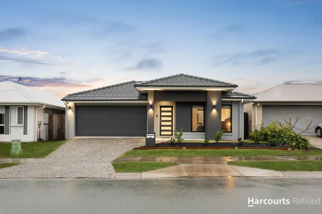 MODERN AND SPACIOUS FAMILY LIVING