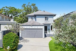 42 Primrose Parade, Wynnum