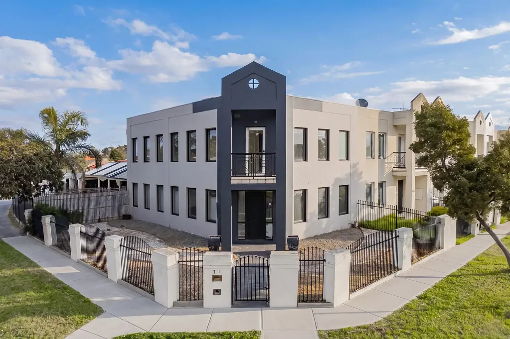 Roxburgh Park 4બેડરૂમ Ideal Family Living in a Fantastic Location