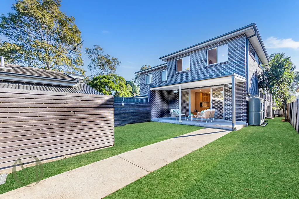 Ermington 5 Slaapkamer YOUR NEW PLACE AWAITS!