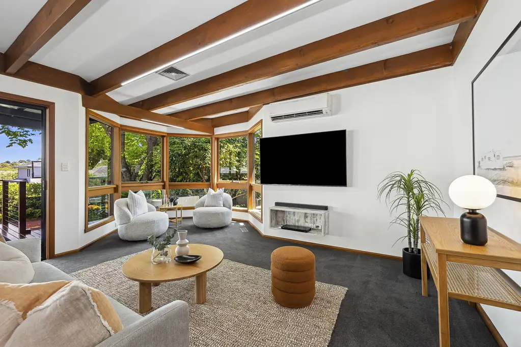 15 Silver Ash Avenue, Ashwood, VIC 3147