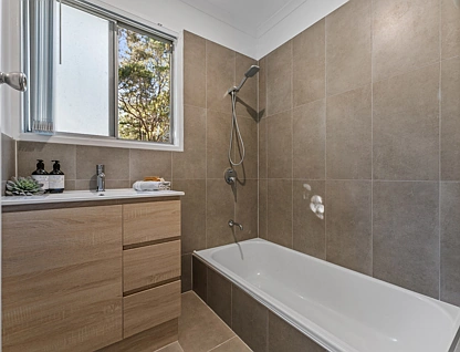 27 Dowden Street, Goodna, QLD 4300, 3 ਕਮਰੇ, 2 ਬਾਥਰੂਮ, House