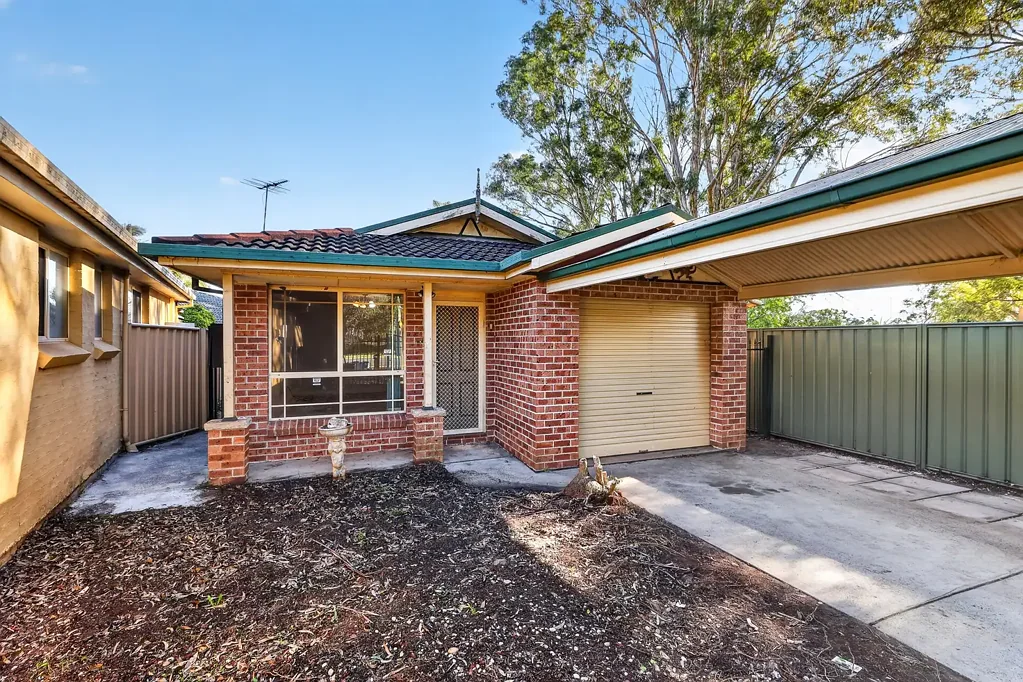 Macquarie Fields 3 Slaapkamer Renovate, Reimagine & Reap the Rewards!