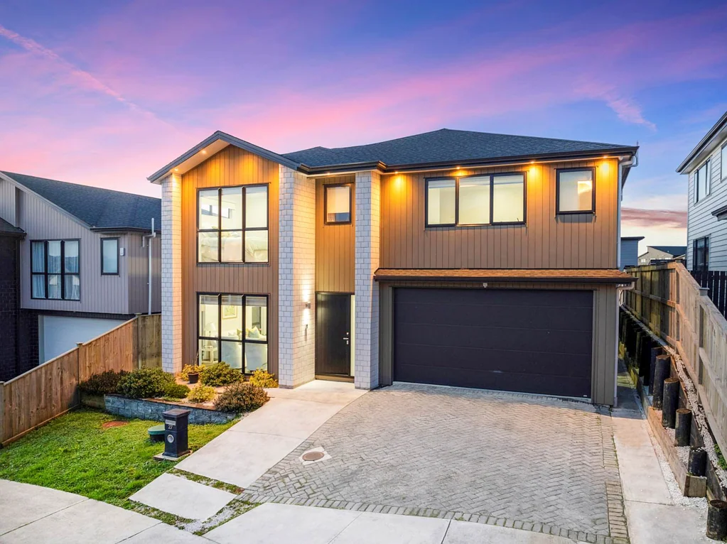 27 Meadowridge Drive, Flat Bush, Manukau City, Auckland