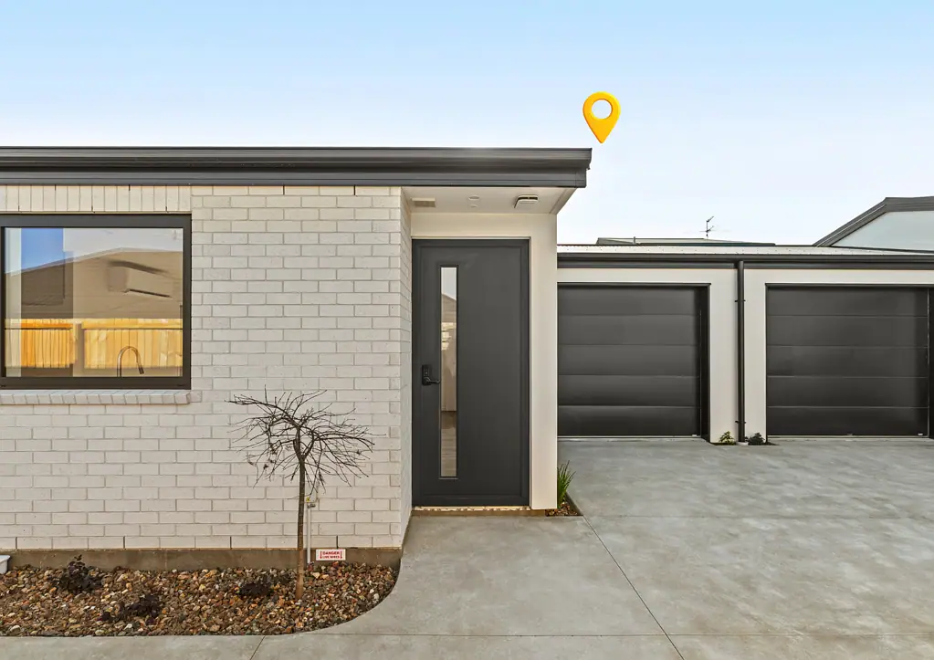 New Brighton 2房  Single Level. Brand New. Move In.