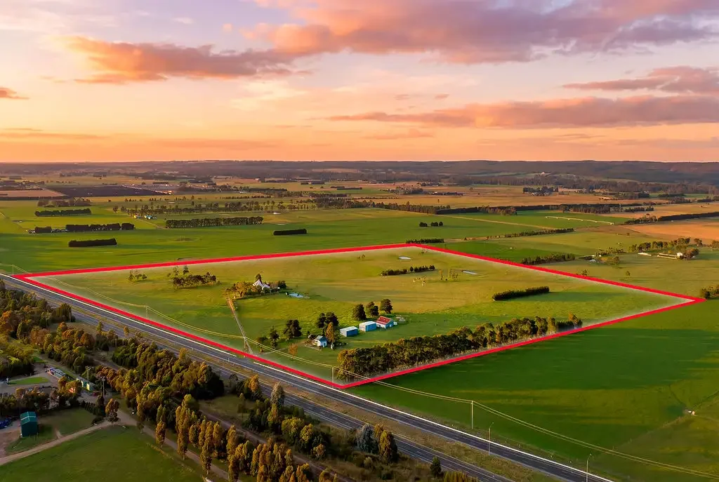 Kilmany 7Zimmer Complete Rural Lifestyle Package on 115.5 Acres with Dual Residences