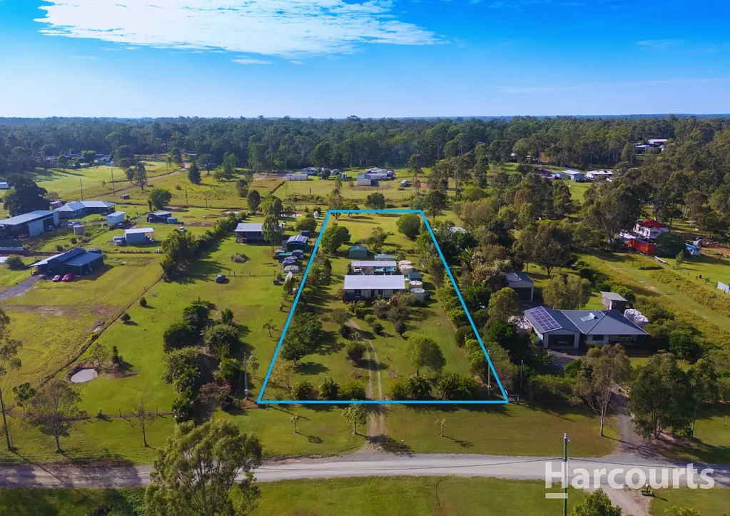 35 Linneus Street, Owanyilla, QLD 4650