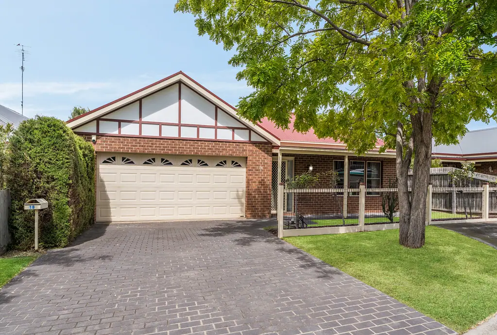 18 Maria Court, Lara, VIC 3212