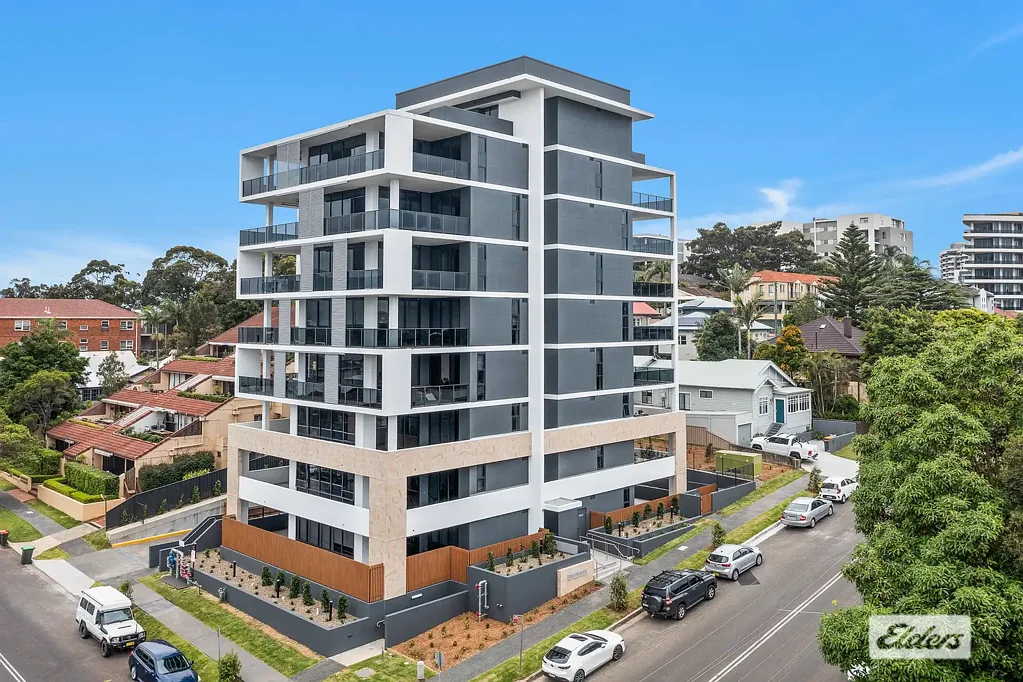CBD 2 BEDROOM UNIT