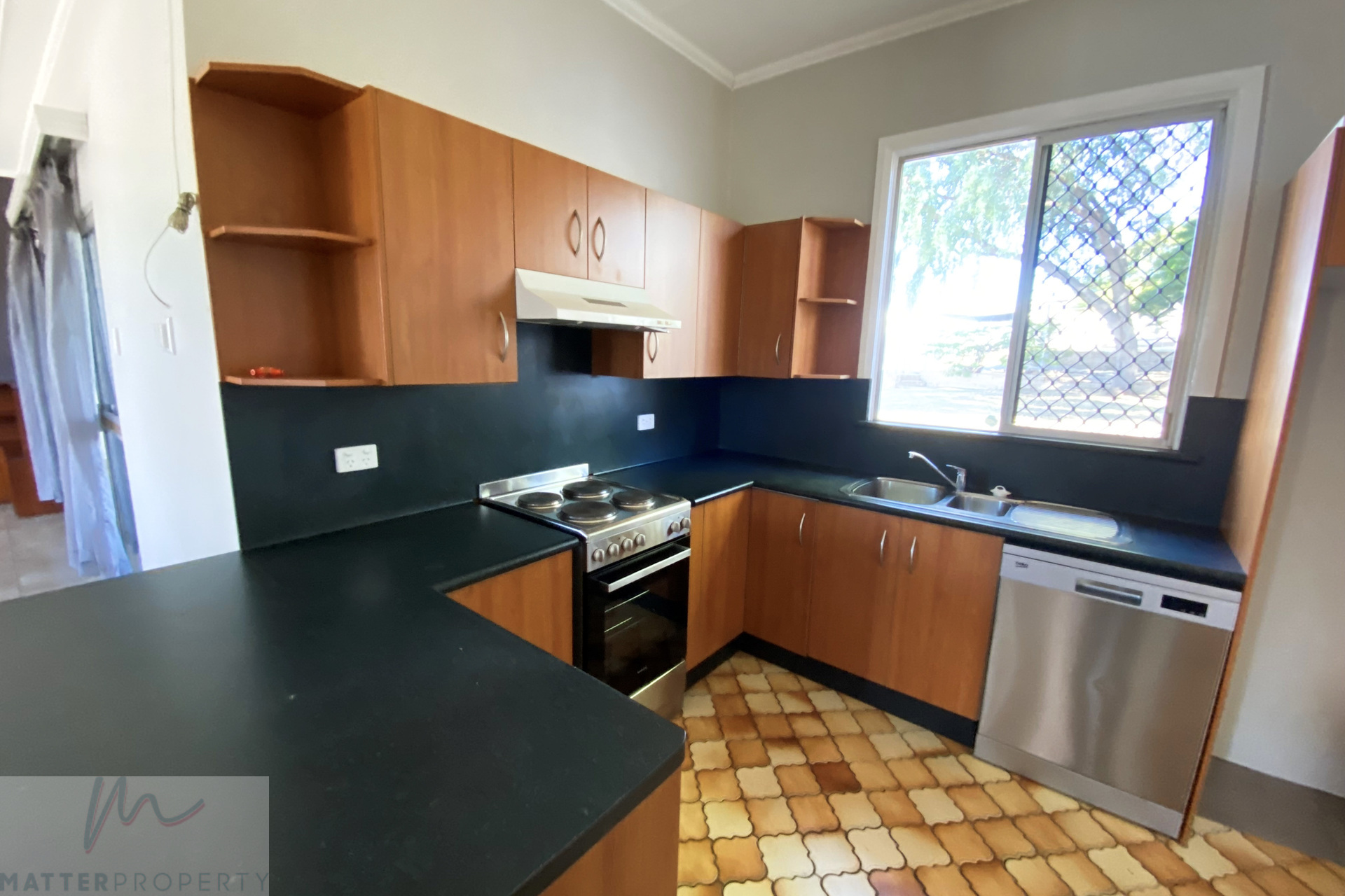 5 ZENA ST, MENZIES QLD 4825, 0 rūma, 0 rūma horoi, House