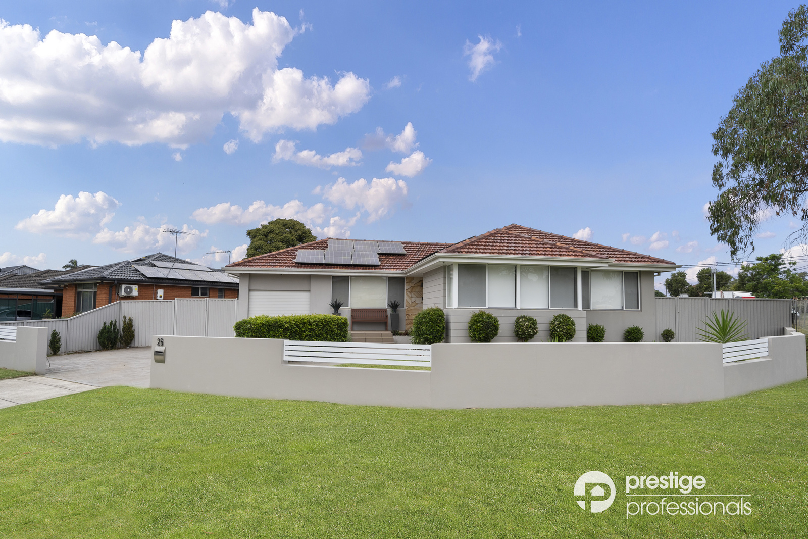 26 EDGECOMBE AV, MOOREBANK NSW 2170, 0部屋, 0バスルーム, House