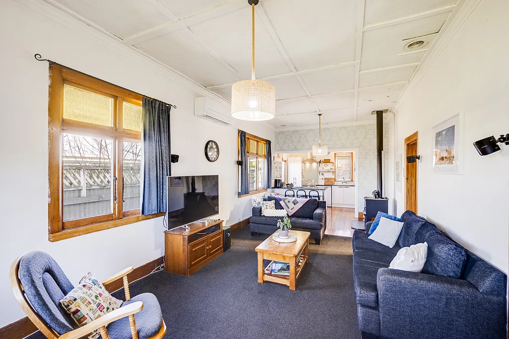 Taradale 3Moenga Location + Character = Must See!