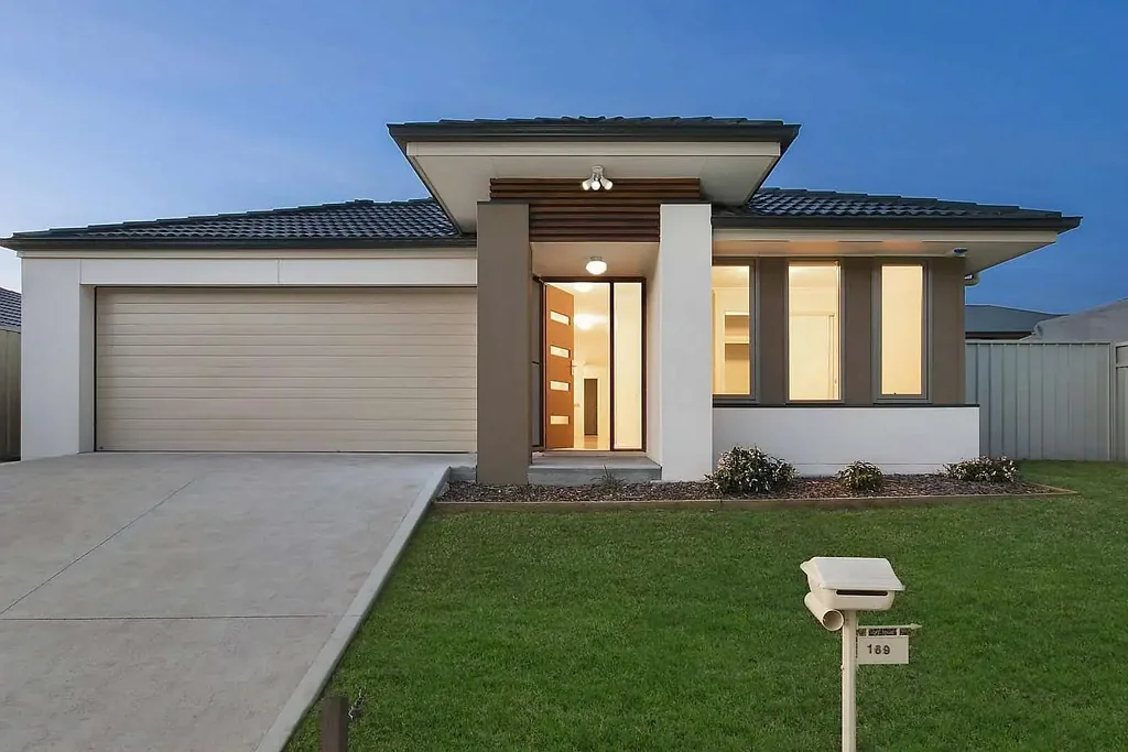 Stunning Family Home In Wadalba