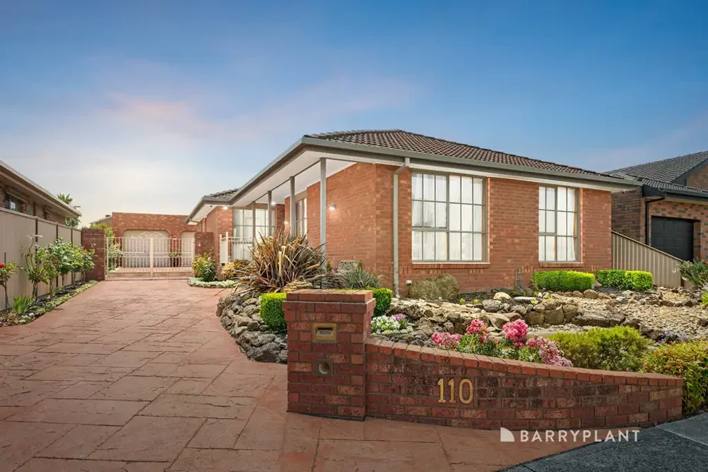 110 Centenary Drive, Mill Park, VIC 3082