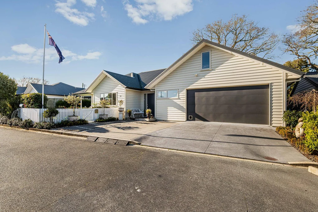 Kaukapakapa 4房  Beautifully Appointed, Perfectly Positioned