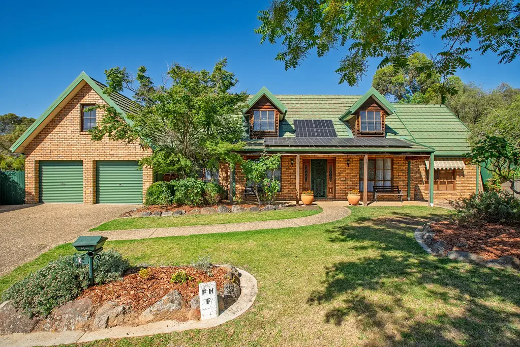 1 Pinnibar Court, Thurgoona, NSW 2640