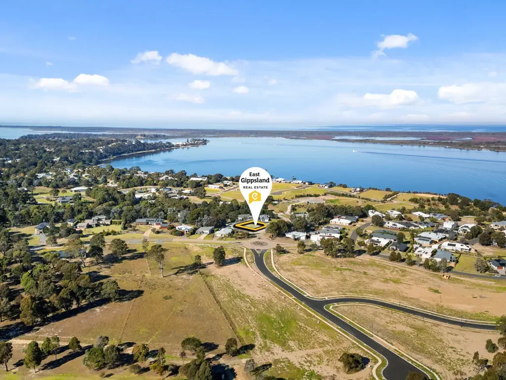 Metung Prime Vacant Land Offering Spectacular Views: Your Gateway to Coastal Living in Metung