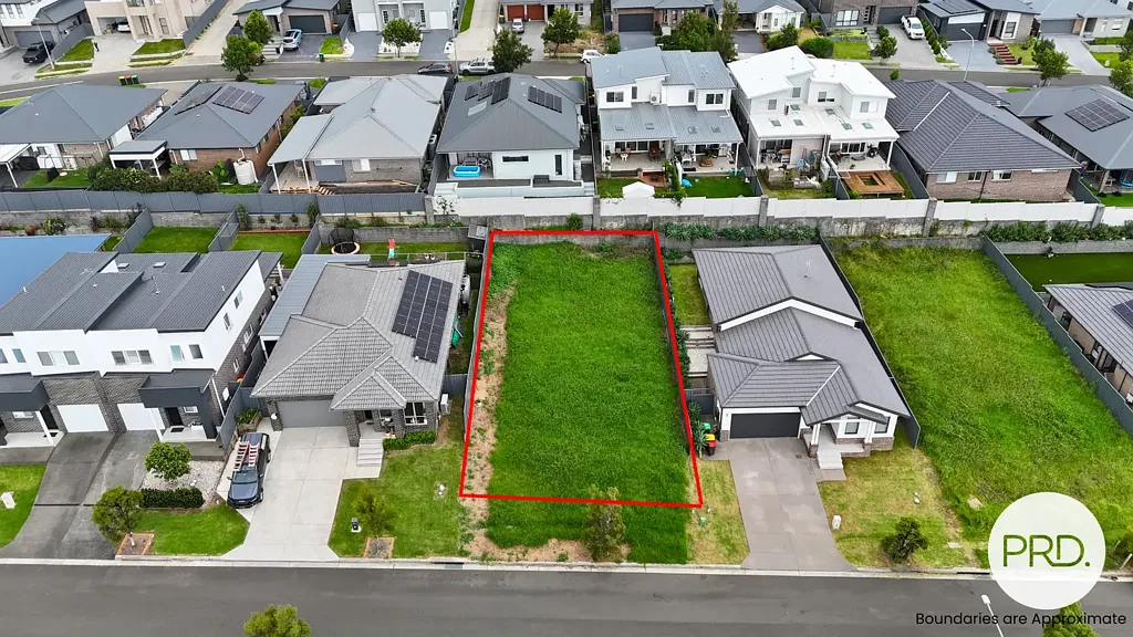 70 Saddleback Crescent, Stream Hill, NSW 2526