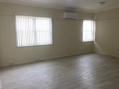 13 McGowen Crescent, Liverpool, NSW 2170, 3 habitaciones, 1 baños, House