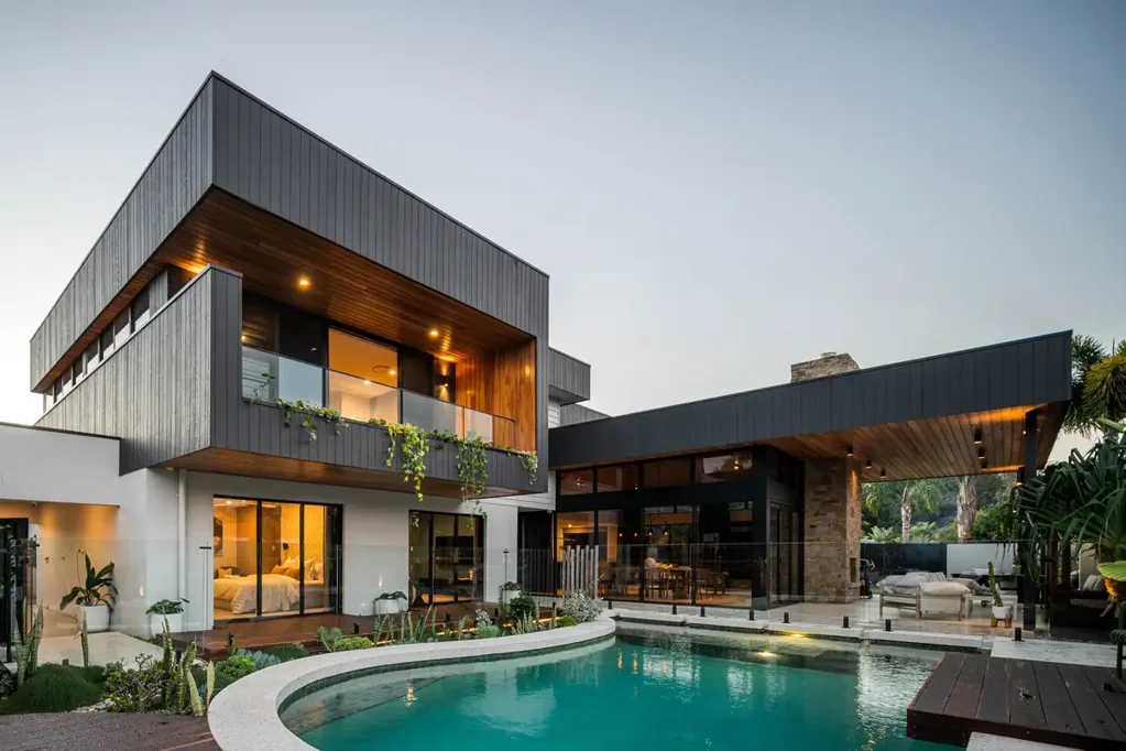 Burleigh Waters 5chambre A Home with Soul, Personality and Purpose