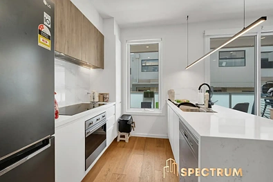 4/22 Bayley Grove, Doncaster, VIC 3108, 3房, 3浴, Townhouse