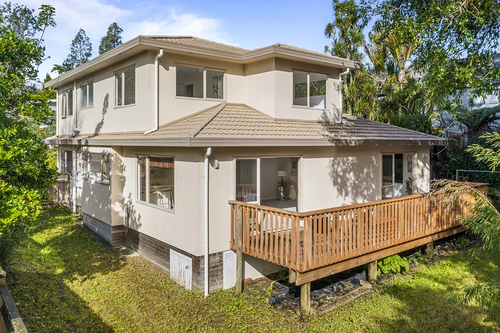 Titirangi 4Moenga FAMILY LIVING AT ITS FINEST!!