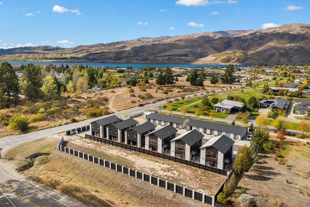 Cromwell 36कमरा Prime investment opportunity in Cromwell awaits!